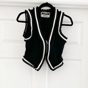 ROMEO & JULIET MINI BLACK VEST